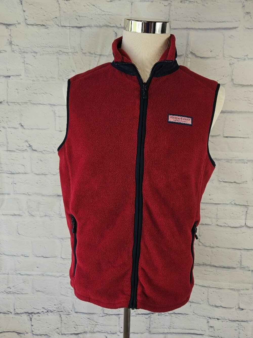 Vineyard Vines Mens Size S Burgundy Harbor Fleece Full Zip Vest Marthas Vineyard